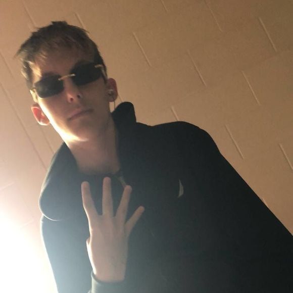 Meet your Posher, Randy - Picture 1 of 1